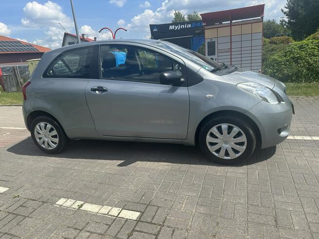 Yaris 1.0 B. Klima, Pdc, 1 właści 137tys. km Zadbany Bydgos El. szyby Bydgoszcz - zdjęcie 4