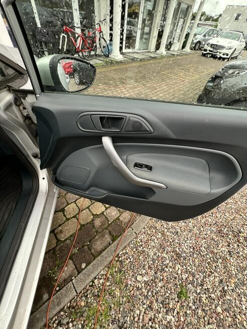 Ford Fiesta Słupsk - zdjęcie 10