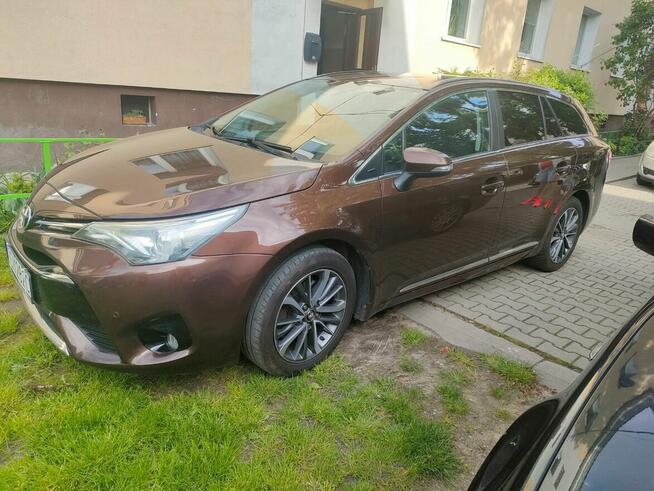 Toyota Avensis 2.0 d4d biznes pakiet Skierniewice - zdjęcie 2