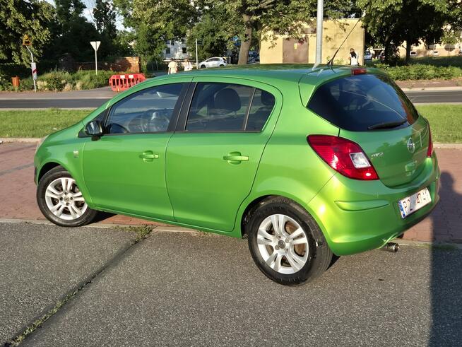 Opel Corsa Oryginał Stan Bezwypadkowy I Właściciel Serwis do końca 5D Zielona Łąka - zdjęcie 4