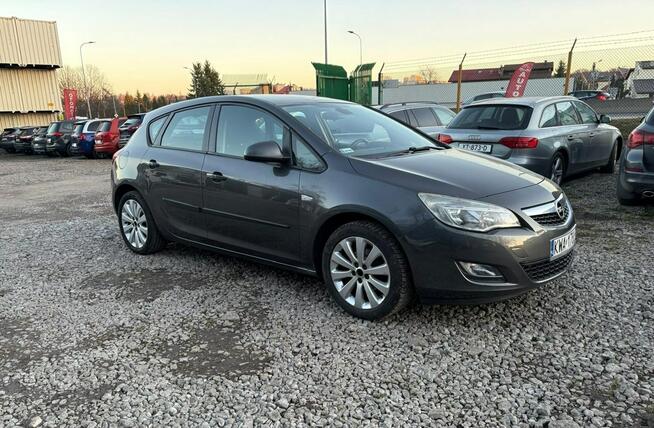 Opel Astra Kraków - zdjęcie 8