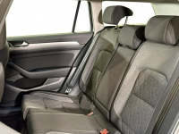 Volkwagen Passat 1.5 TSI EVO Business DSG Kombi Katowice - zdjęcie 11