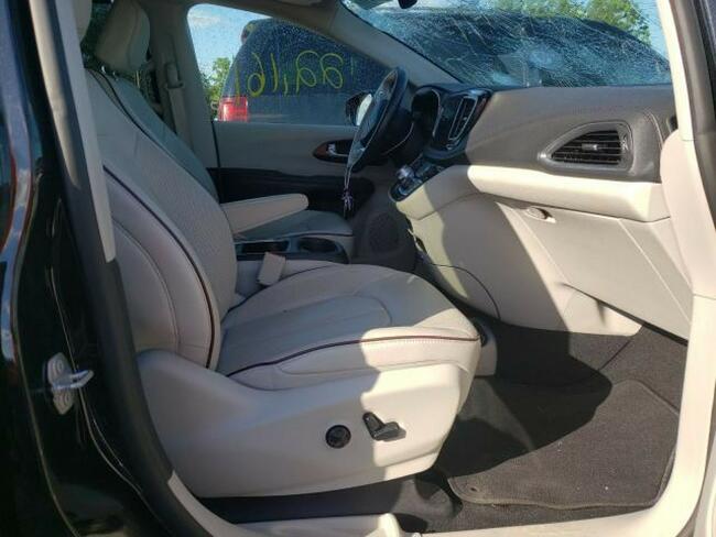 Chrysler Pacifica 2019, 3.6L, Limited, po gradobiciu Warszawa - zdjęcie 5