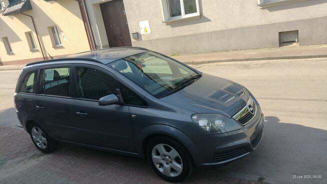 Opel Zafira Kielce - zdjęcie 1