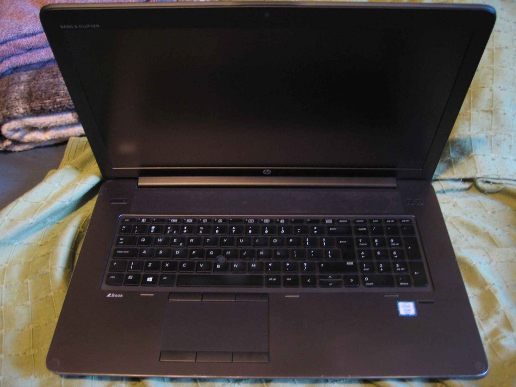 LAptopy notebooki Nowe z gwarancja  , lezaki magazynowe i posisingowe Częstochowa - zdjęcie 4