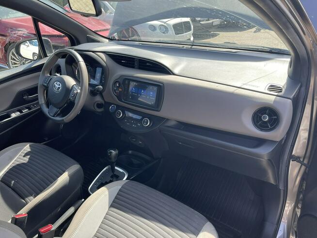 Toyota Yaris Selection Automat Hybryda Klimatronik Kamera Gliwice - zdjęcie 10