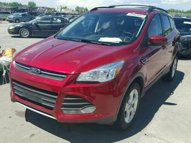 Ford Kuga 2014, 2.0L, 4x4, po gradobiciu Warszawa - zdjęcie 2