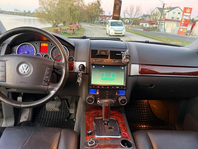 Volkswagen Touareg 3.2 V6 241km BEZ PNEUMATYKI LPG STAN IGŁA Poznań - zdjęcie 11