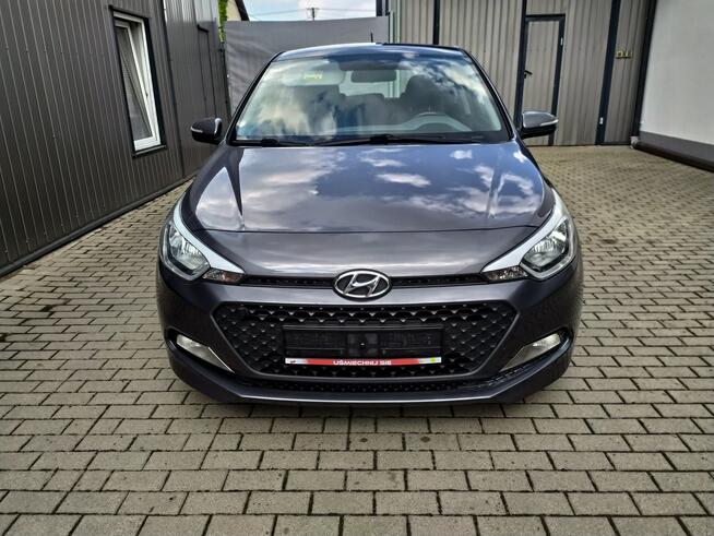 Hyundai i20 1.2 Benzyna  Grzane Fotele  i Kierownica Zarejestrowany Strzała - zdjęcie 11