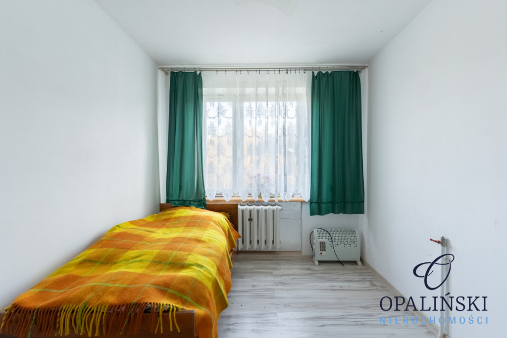 3- piętrowy dom z potencjałem w pięknej okolicy Hucisko Jawornickie - zdjęcie 9