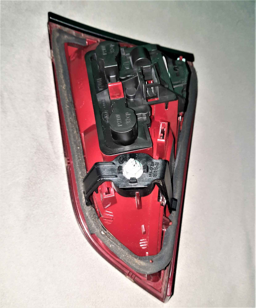 Oryginalna lampa - (prawy tył) Audi A4 B8 (Sedan) Jaworzno - zdjęcie 7