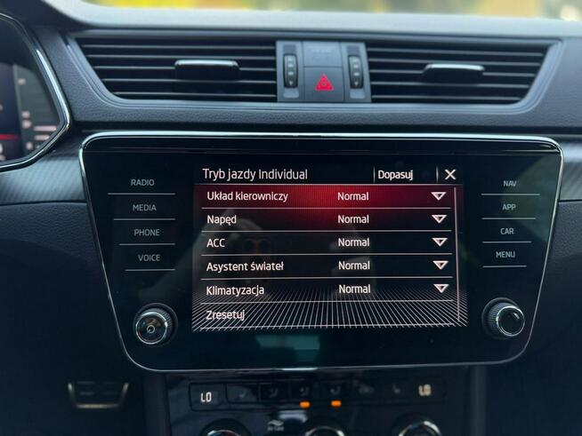 Škoda Superb FV23% 2.0 tdi 4x4/Sportline/Webasto/ACC/ Pozowice - zdjęcie 11