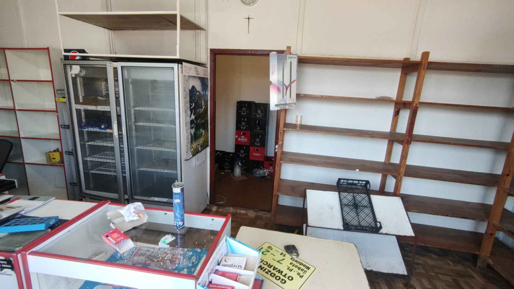 Pawilon handlowy 42m2, sprzedam lub wynajmę Krowica Sama - zdjęcie 7