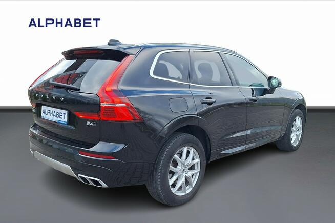 VOLVO XC 60 B4 D AWD Momentum Pro aut Swarzędz - zdjęcie 7