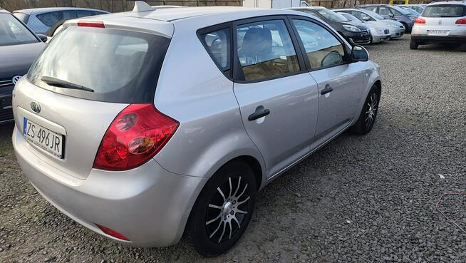 Kia Cee'd 1,4 109 KM 194 tys.km/Alu/Klimatyzacja/Ładny Szczecin - zdjęcie 4