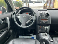 Nissan Qashqai 2.0 benzyna 4x4 panorama automat Kobylnica - zdjęcie 11
