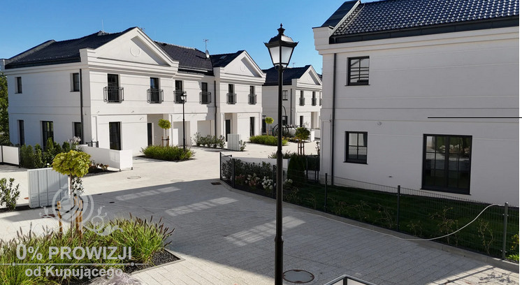 WILLOWY DOM Z OGRODEM I GARAŻEM -stylowa architektura - Cesarzowice Cesarzowice - zdjęcie 2