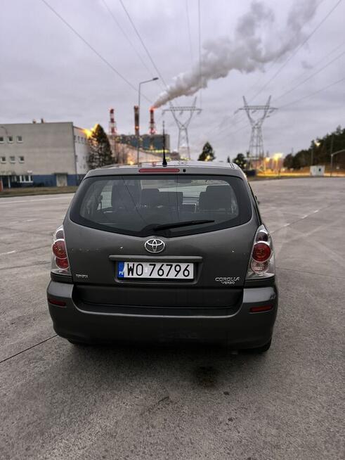 Toyota Corolla Verso 1.8 Benzyna+Gaz Ostrołęka - zdjęcie 5