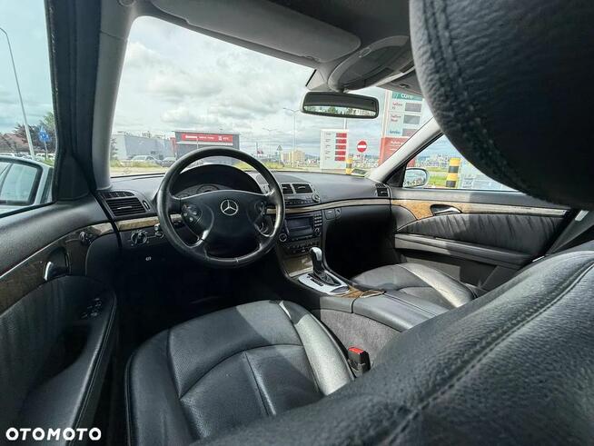 Mercedes-Benz Klasa E 320 T CDI Elegance Krosno - zdjęcie 7