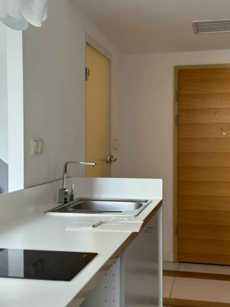 1pok, 26met, Okolice Oławskiej WINDA/2012 (Wrocław) Stare Miasto - zdjęcie 7