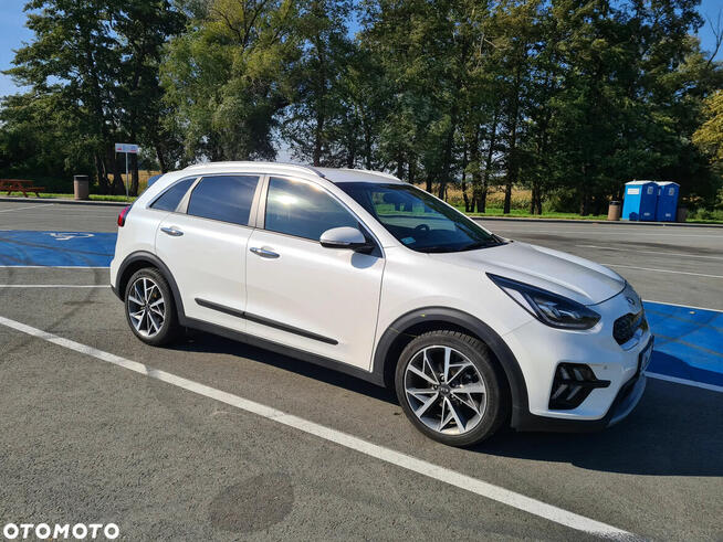Kia Niro Hybrid 1.6 GDi 141KM 6DCT Brzeg - zdjęcie 4