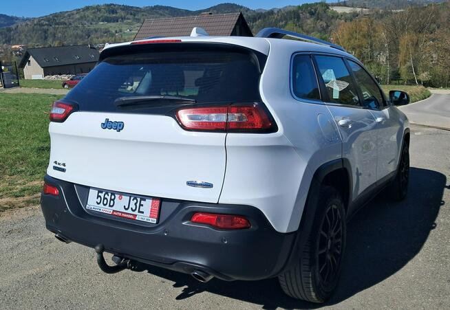 Jeep Cherokee Automat 4x4 2.0 Diesel 170 KM Cisiec - zdjęcie 4