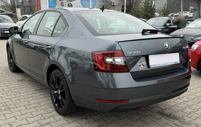 Škoda Octavia Style 1.5TSI 150KM 2019 Bezwypadkowy Serwis ASO Kielce - zdjęcie 5