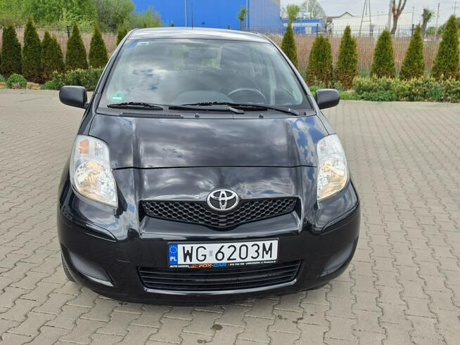 Toyota Yaris Bezwypadkowy serwisowany Łaskarzew - zdjęcie 3