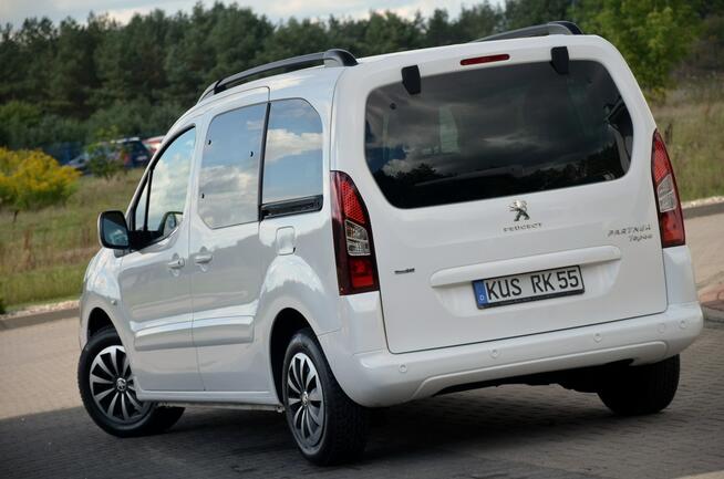 Peugeot Partner 1,6HDI*7-Osób*LED*Lift*Climatronic*Niemcy Ostrów Mazowiecka - zdjęcie 8