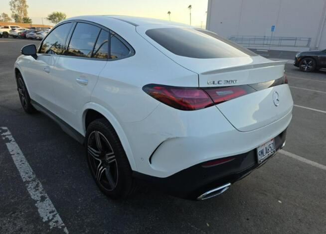 Mercedes GLC 300 4Matic / pakiet AMG / niski przebieg Tarnów - zdjęcie 6