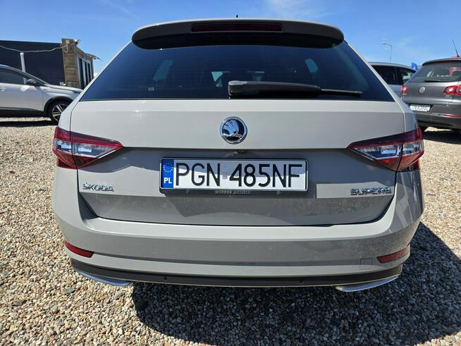 Škoda Superb 2.0 150 Full Led Navi HAK Kamera Sport LINE Gwarancja Gniezno - zdjęcie 12