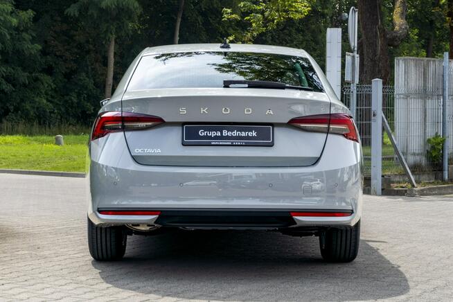 Škoda Octavia Drive Essence 1.5 TSI 115 KM - Dostępna od ręki! Łódź - zdjęcie 9