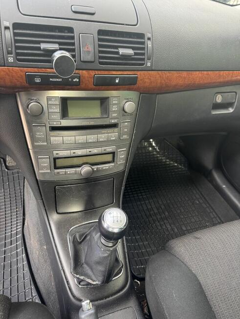 Toyota Avensis 2.0 D-4D 126 KM | 2007 r. | 293 000 km Kraków - zdjęcie 6