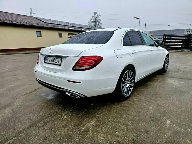 Mercedes E 220 195 KM Avangarda Wirtual Ambiente Bezwypadek Piękny Zagnańsk - zdjęcie 4