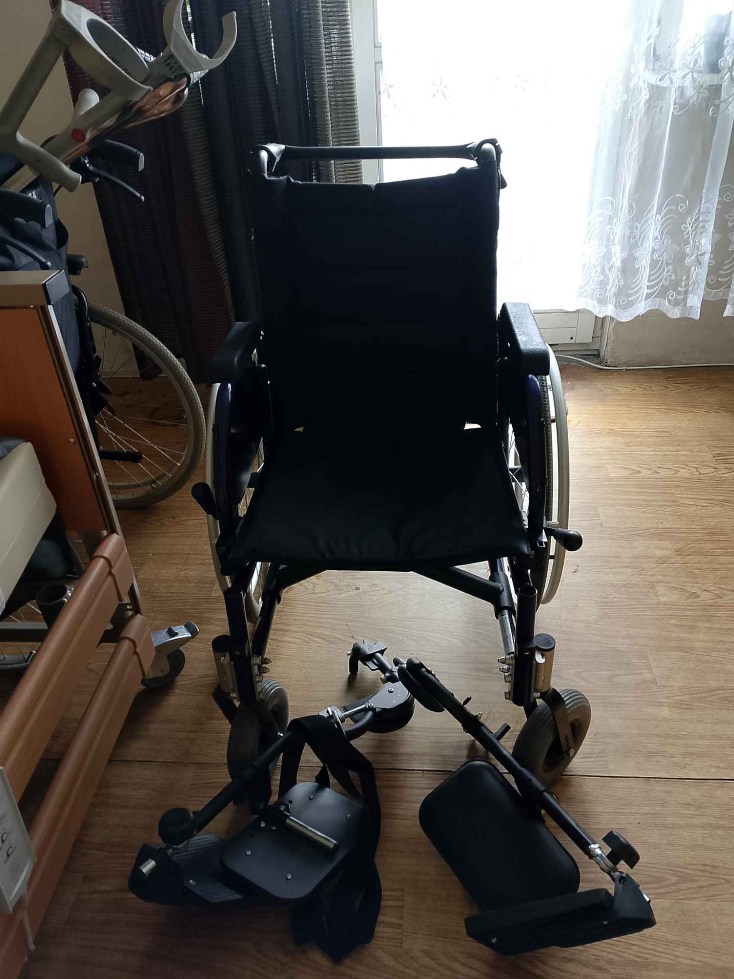 Wózek inwalidzki Kielce - zdjęcie 1