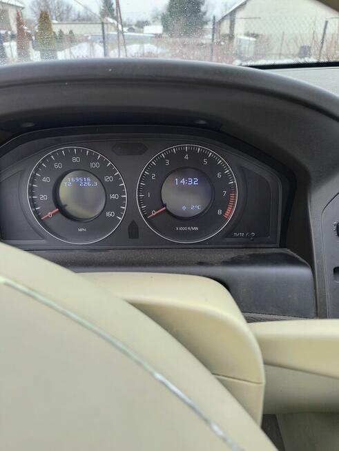 Sprzedam VOLVO XC60 3,2 benzyna plus gaz Zabieżki - zdjęcie 6