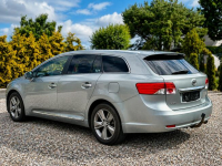 Toyota Avensis Sadlno - zdjęcie 8