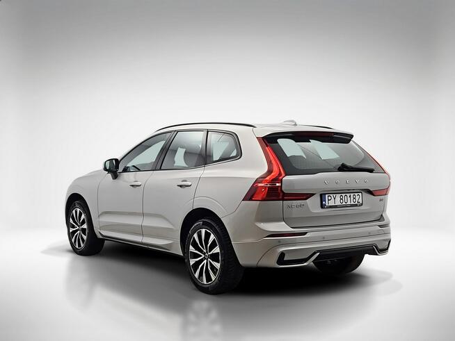 Volvo XC 60 B4 B Plus Dark aut ! Z Polskiego Salonu ! Faktura VAT ! Warszawa - zdjęcie 3