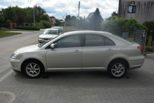 Toyota Avensis 2.0D Sprawna klima 260TYS Km Stan Bardzo Dobry Tarnogród - zdjęcie 5
