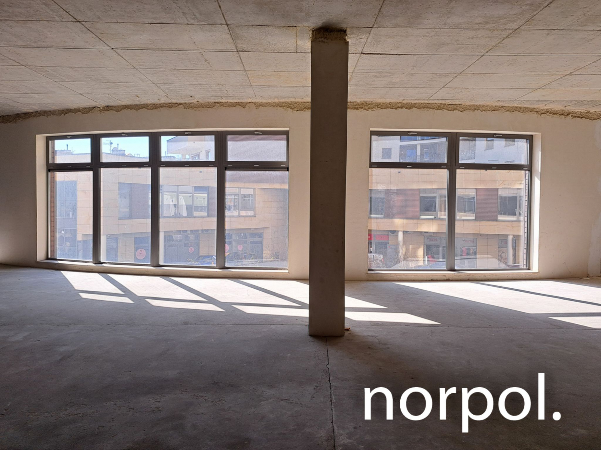 Open space do zaaranżowania w reprezentacyjnym apartamentowcu, os. Kraków - zdjęcie 10
