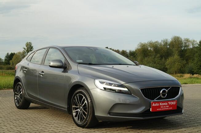 Volvo V40 2019r 2.0 DIESEL 120KM SKRZYNIA AUTOMATYCZNA Goczałkowice-Zdrój - zdjęcie 10