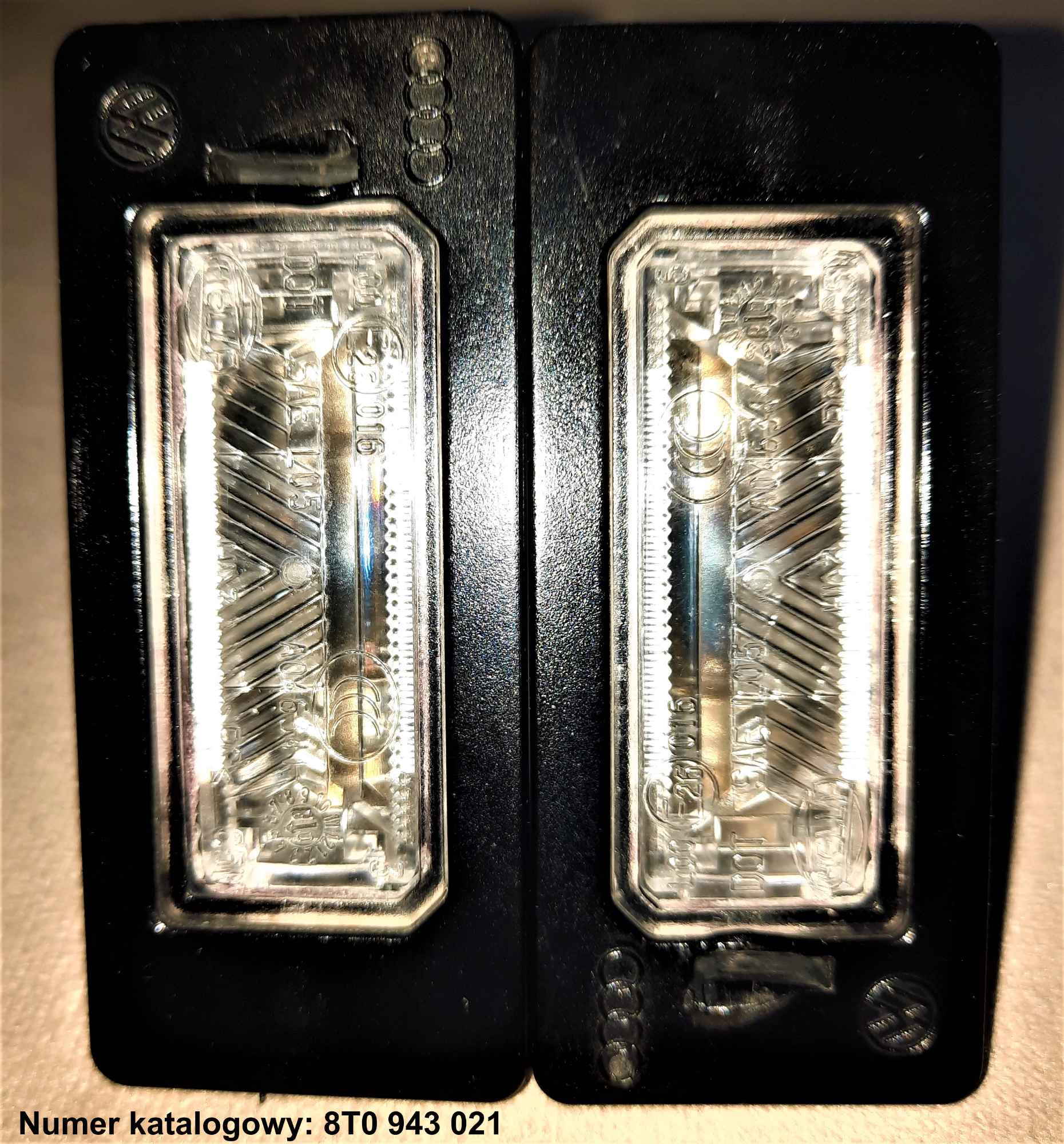 Sprzedam oryginalne lampki do Audi A4 B8 ośw. rejestracji Jaworzno - zdjęcie 1