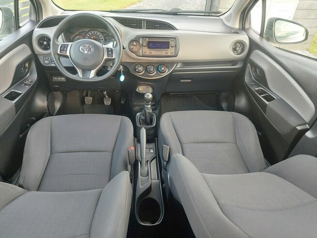 Toyota Yaris Polski salon Liszki - zdjęcie 12