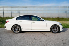 BMW 318d, Sport Line, 150km, Bezwypadkowy, salon PL Warszawa - zdjęcie 9