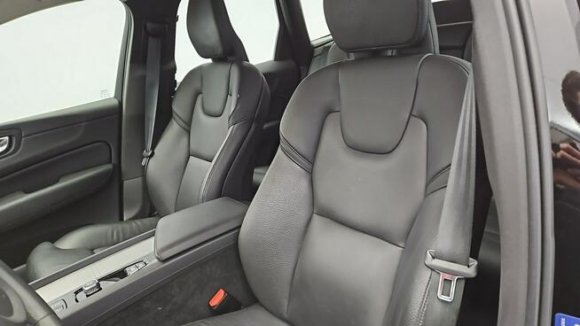 Volvo XC 60 B4 B Plus Bright aut ! Z Polskiego Salonu ! Faktura Vat ! Warszawa - zdjęcie 11