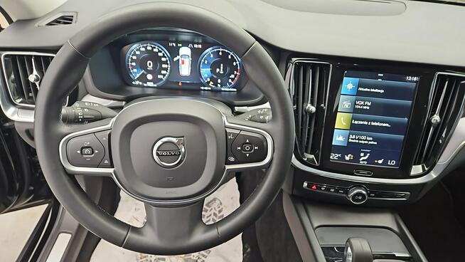 Volvo V60 2.0 B3 B Core ! Z Polskiego Salonu ! Faktura VAT ! Warszawa - zdjęcie 9