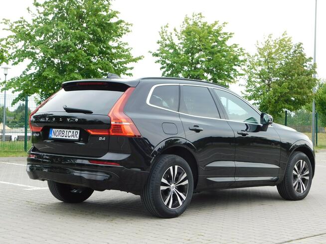 Volvo XC 60 z Gwarancją Bezwypadkowy Model 2023r Żyrardów - zdjęcie 4