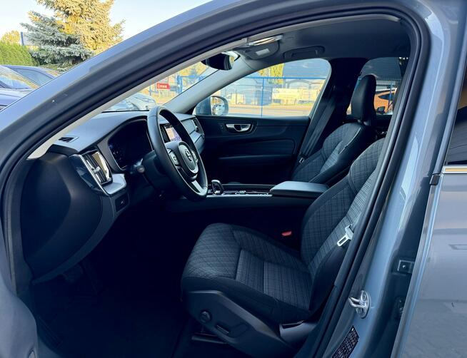 Volvo XC 60 B4,Plus Dark,Google,Gwarancja Kamienna Góra - zdjęcie 9