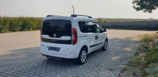 Fiat Doblo 1.4 T-jet 120 Lounge LPG Kraków - zdjęcie 9