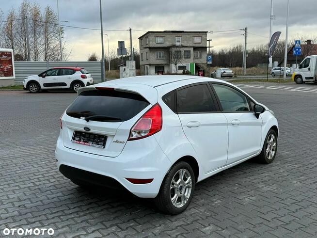 Ford Fiesta 1.5 TDCi Trend Krosno - zdjęcie 6